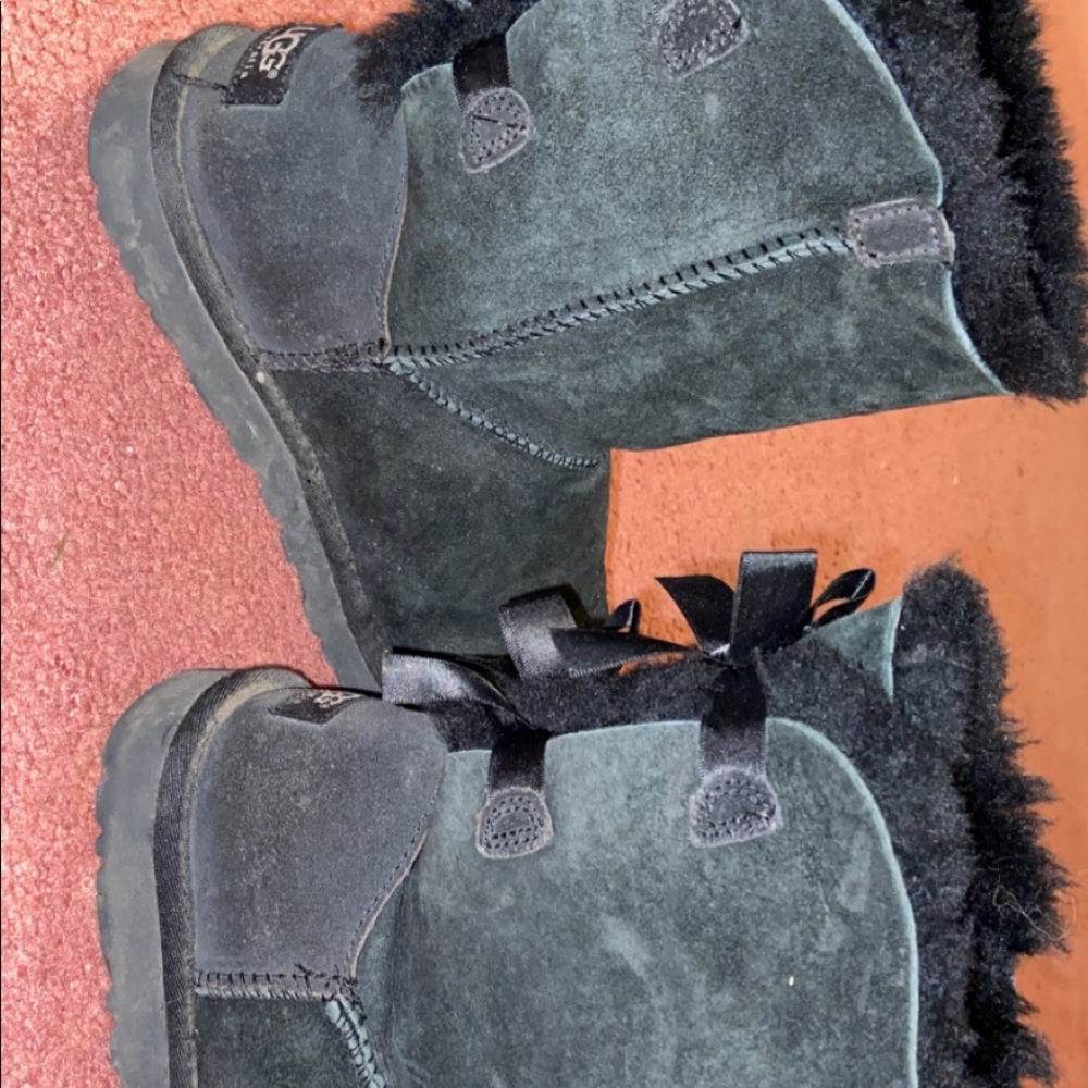 Black UGGS